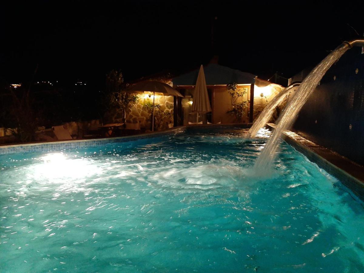 Hotel Flesvos 페프코초리 외부 사진