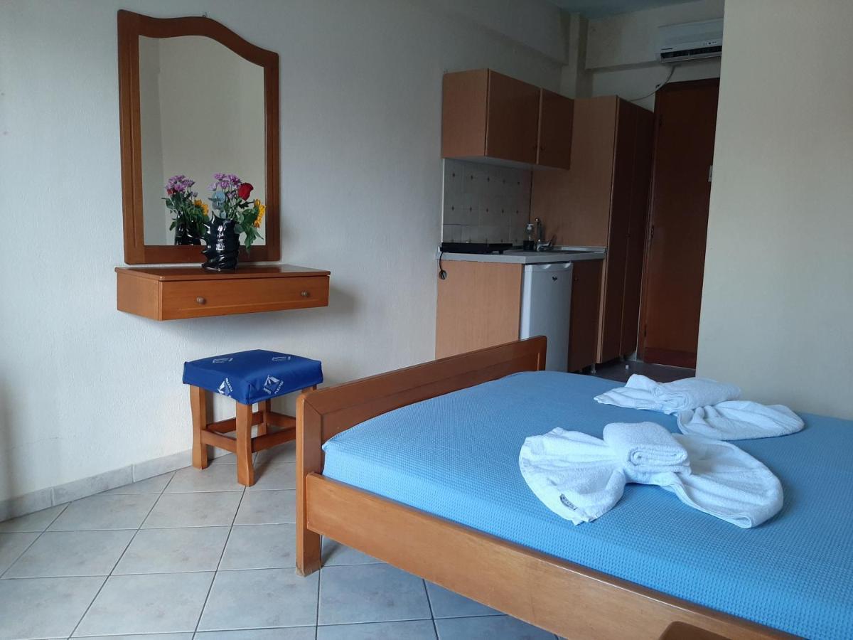 Hotel Flesvos 페프코초리 외부 사진