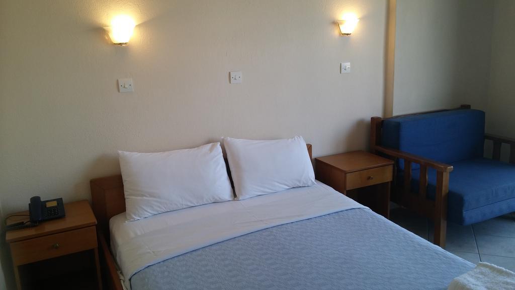 Hotel Flesvos 페프코초리 외부 사진